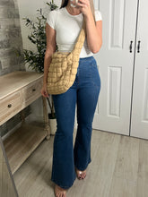 Load image into Gallery viewer, Puff Quillted Bag Khaki
