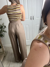 Load image into Gallery viewer, Forest Luxe Top &amp; Pants Set
