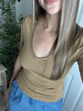 Load image into Gallery viewer, Dynamic V Neck Top Coffee
