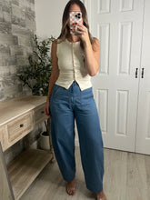 Load image into Gallery viewer, Amy Knit Cream Top
