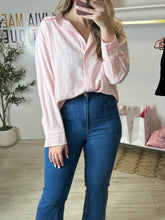 Load image into Gallery viewer, Pink Daze Button Down Top
