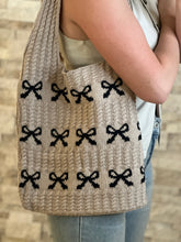 Load image into Gallery viewer, Ribbon Bow Knitted Tote Bag
