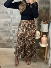 Load image into Gallery viewer, RESTOCK Nash Leopard Skirt
