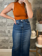 Load image into Gallery viewer, Dynamic Burnt Orange Tank Top
