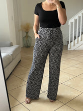 Load image into Gallery viewer, Drawstring Stretch High Waisted Pants
